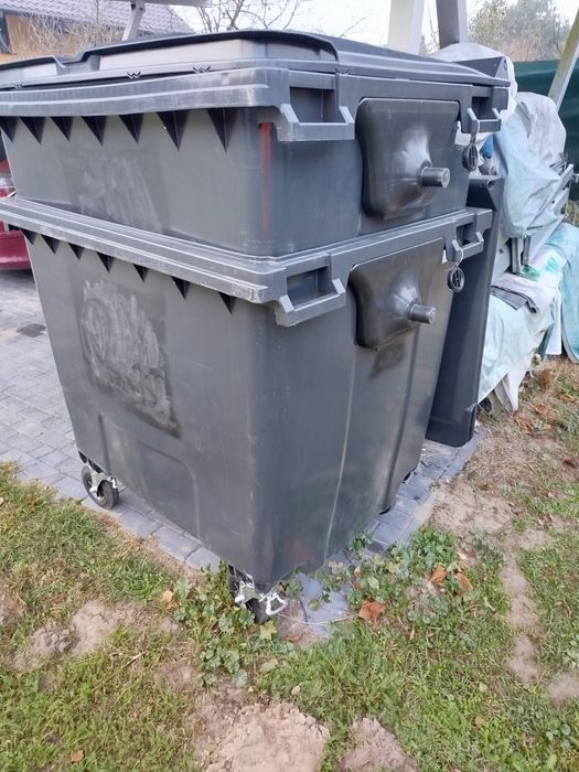 Kosz na śmieci kontener kubeł 1100
