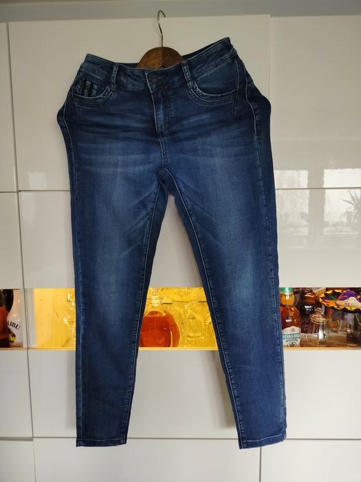 Spodnie jeansy only 28 M