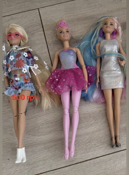 Кукли barbie та шкаф одягу
