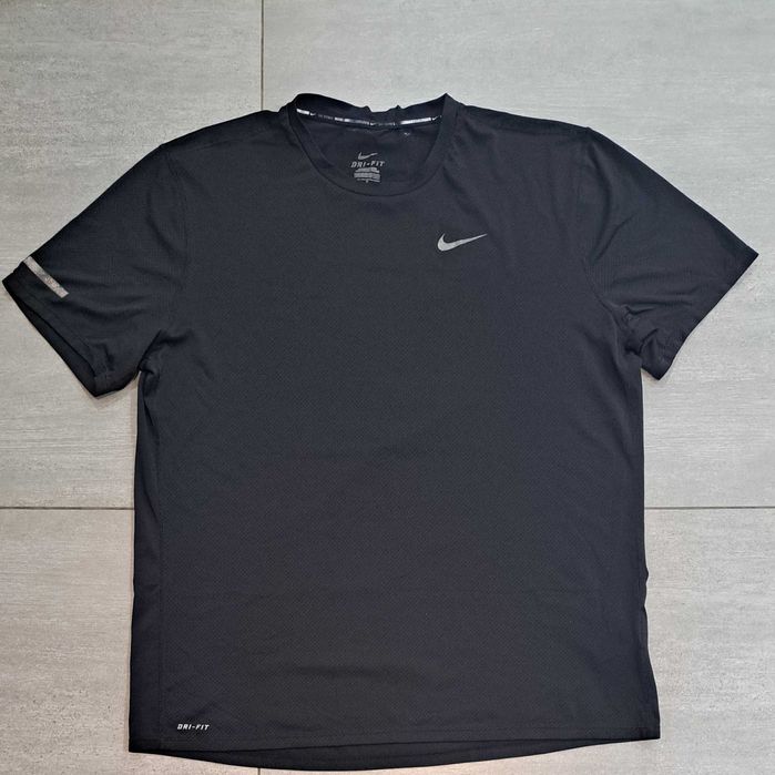 Футболки, лонгсліви Розмір L