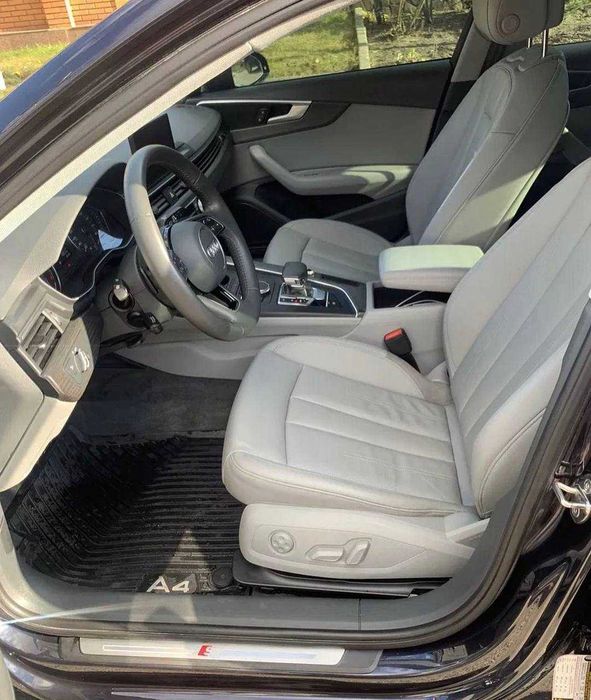 Продам Audi A4 2018