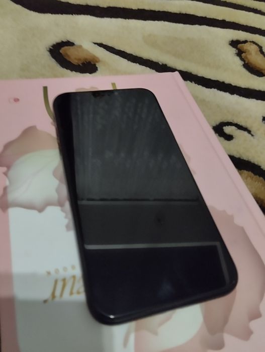 iPhone 8 на 64 як ГБ ідеальний стан