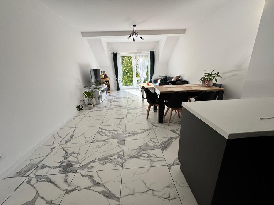 DO WYNAJĘCIA – przestronne 68 m² w samym centrum Buku | BEZCZYNSZOWE