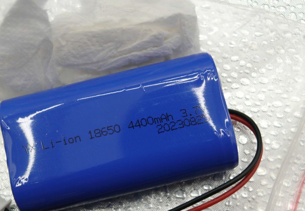 18650 Lithium-ion Battery64740217066626121