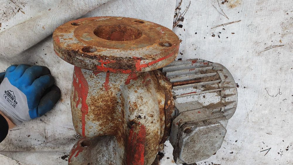 3 Pompy obiegowe stare