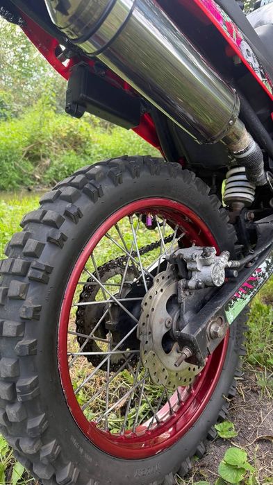 Продам мотоцикл Loncin 200