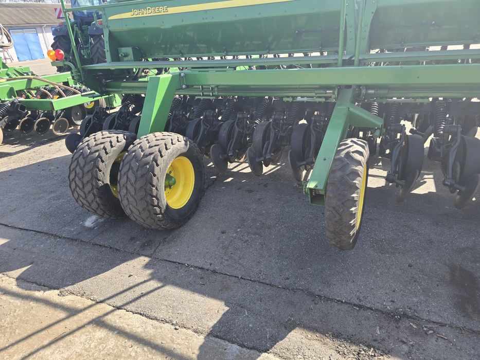 Сівалка John Deere 1590