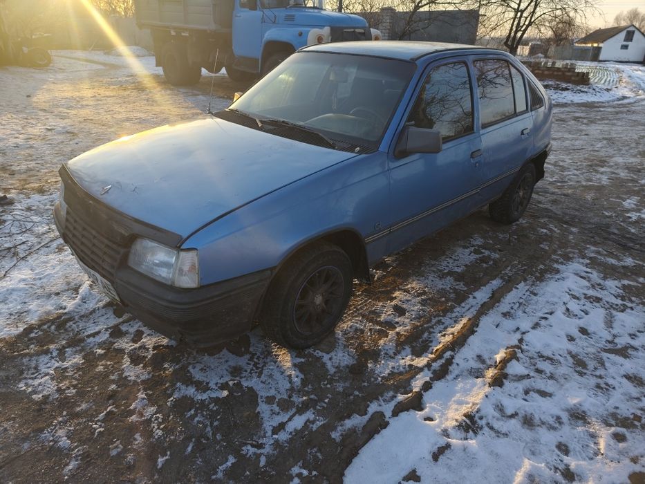 Опель кадет 1.3 бензин газ