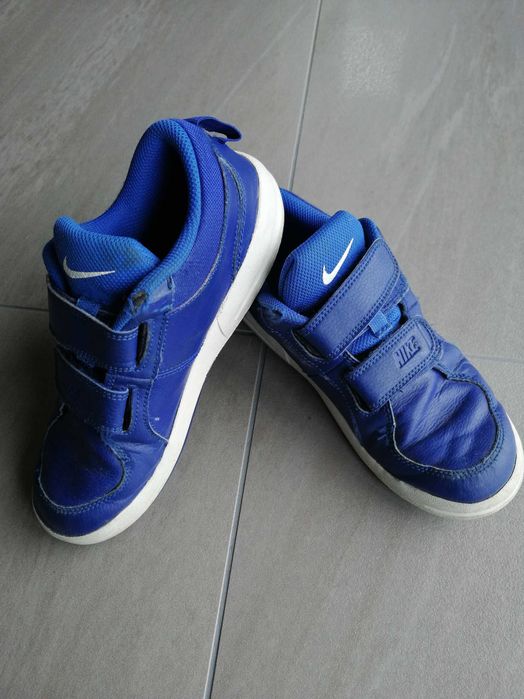Buty sportowe, dziecięce, chłopiec NIKE 35