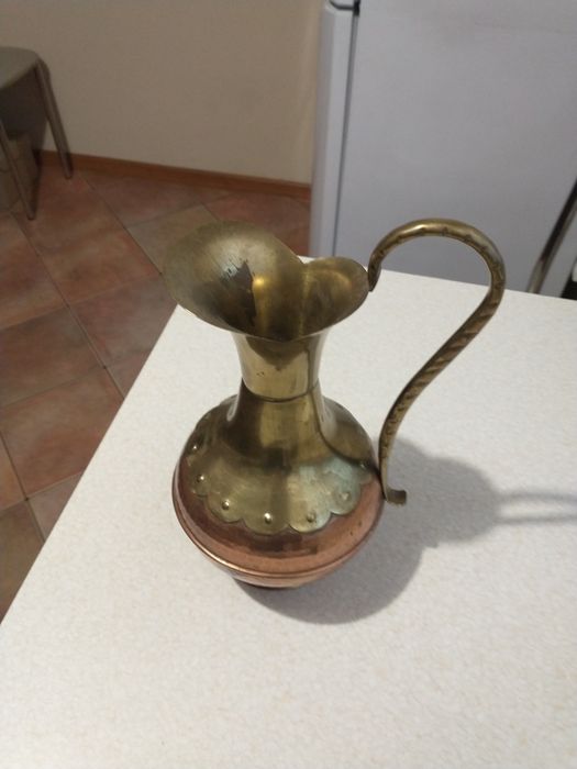 Mosiężny dzban 31 cm wysokość