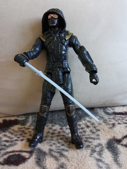 Figurka Ronin z mieczem