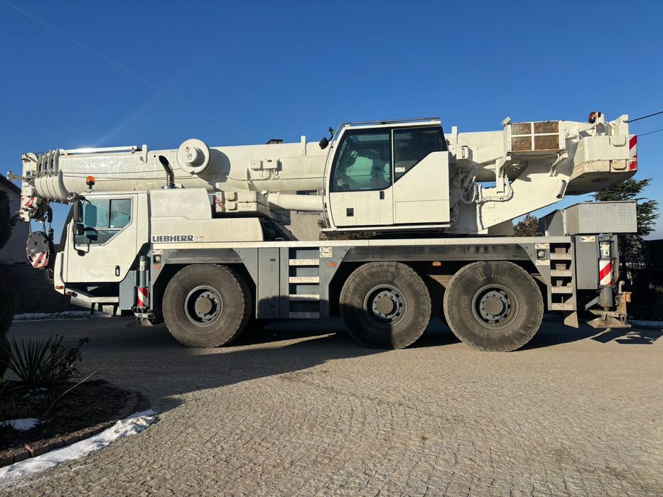 Кран Liebherr LTM 1055-3.2 2011.