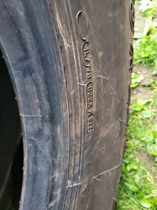 Шини 385 65 22.5