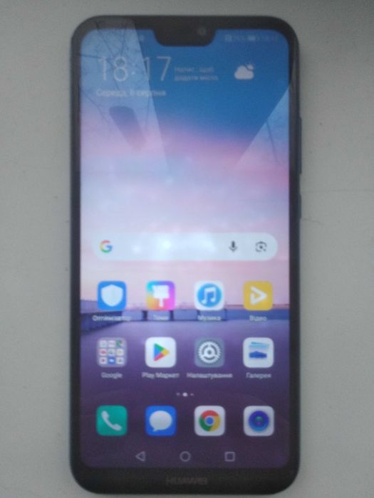 Смартфон Huawei P20 Lite