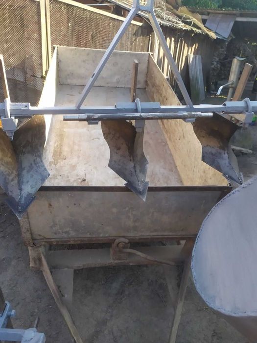 Продам трактор Синтай-200