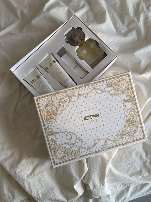 Подарункові оригінальні  набори Givenchy Gentleman, Montblanc explorer