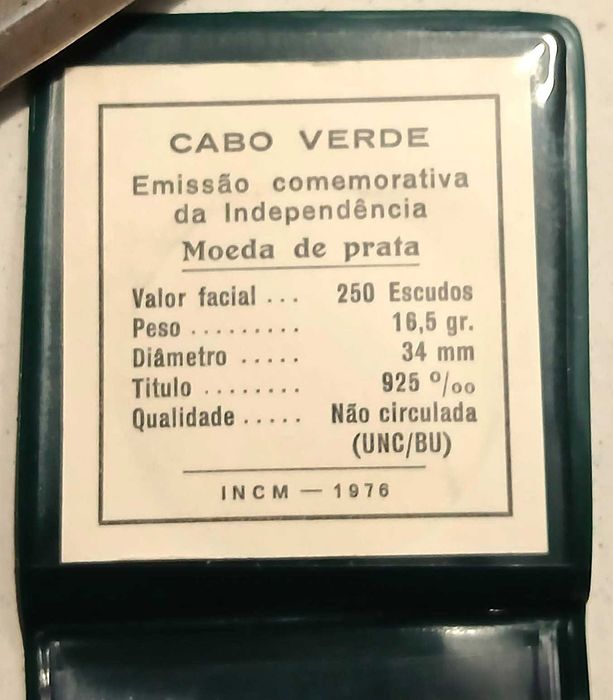 Moeda 250 escudos prata comemorativa independência Cabo Verde 1975