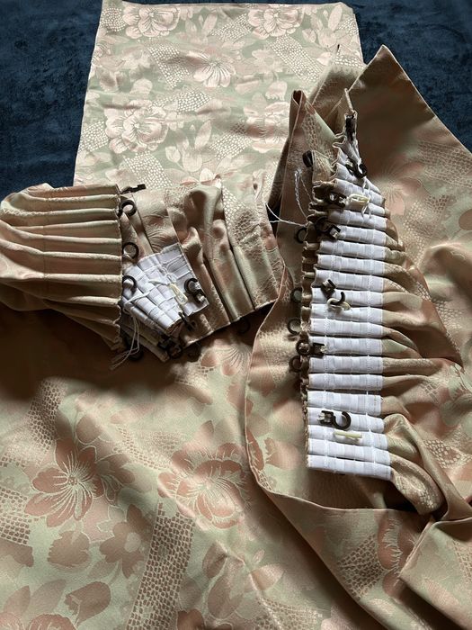 Reposteiros jacquard floral.