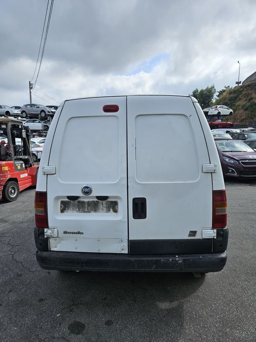 Fiat Scudo 2.0 JTD de 2005 para peças