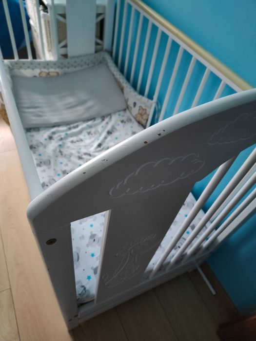 Łóżeczko z materacem plus dodatki