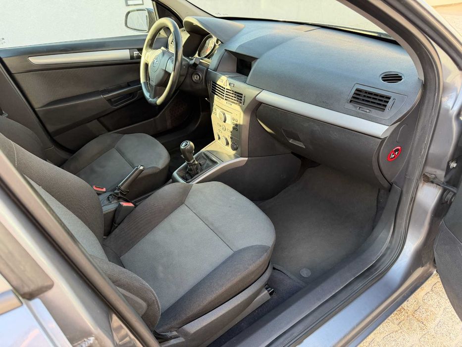 Opel Astra Caravan 1.3 CDTI em bom Estado