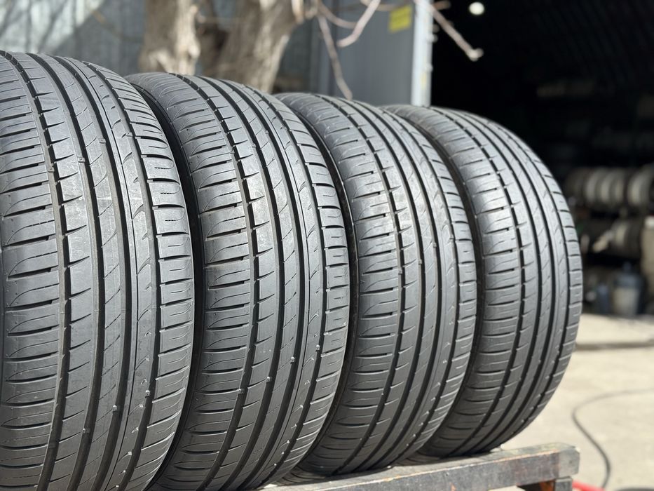 Шини Літні 4шт 215/50 R17 Hankook Ventus S2