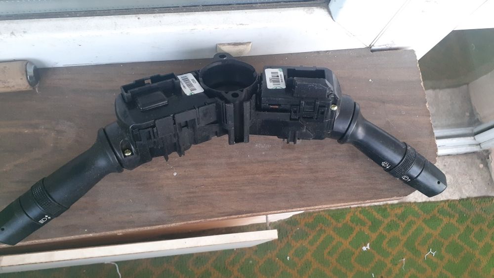 Переключатель спареный KIA VENGA повороты, свет, дворники