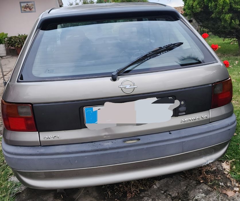 Opel Astra a gasolina e a GPL — photo 2