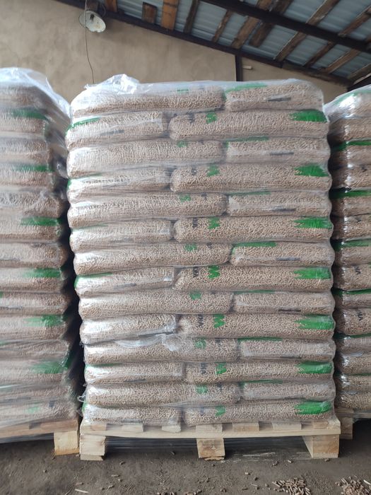 Pellet pelletpremium  A1 iglasty jasny