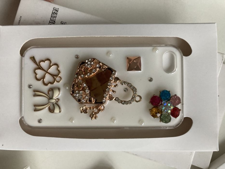 Чехол чехлы iPhone 4s , айфон  4 s Swarovski