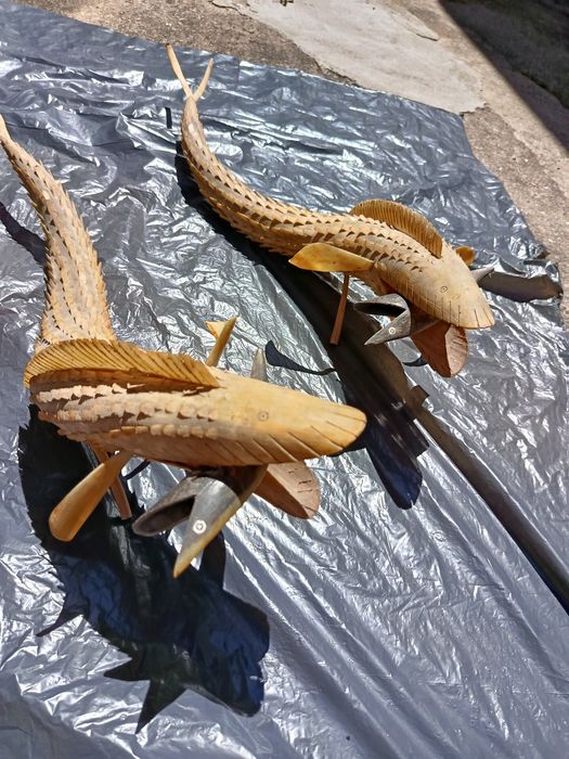 Arte artesanal ,peixe carpa recriadas com chifres de bovino