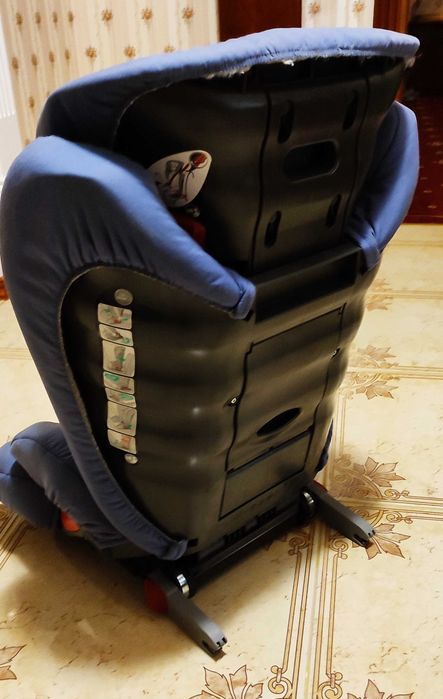 Продам німецьке дитяче автокрісло преміумклас Britax Romer Kidfix