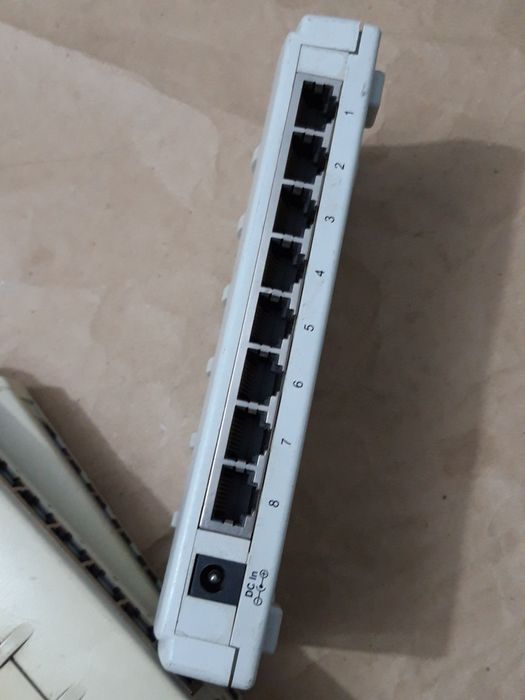 Коммутатор Surecom EP-808SX: 149 грн. - Коммутаторы Запорожье на Olx