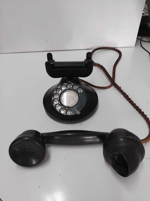 Telefone Vintage Western Electric ? em Baquelite Preto.