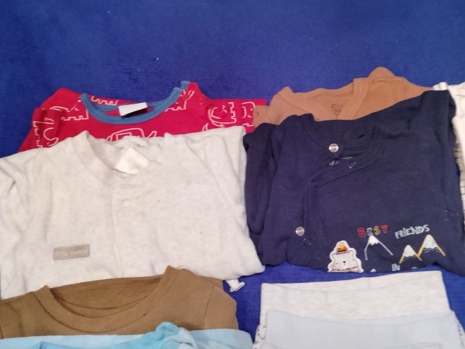 OKAZJA! Paka ponad 62 ubrań 62/68