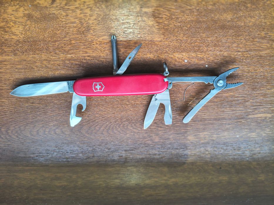 Scyzoryk Victorinox Mechanic 91mm czerwony ładny noż kombinerki =