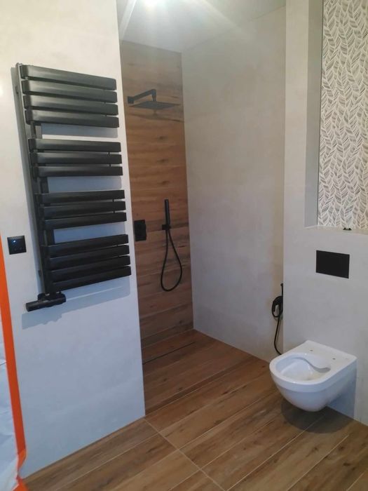 Płytkarz glazurnik kładzenie płytek remont łazienki