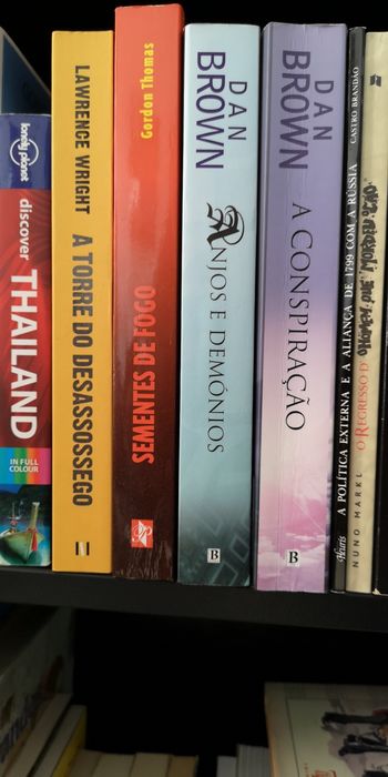 Livros vários lonely planet romances