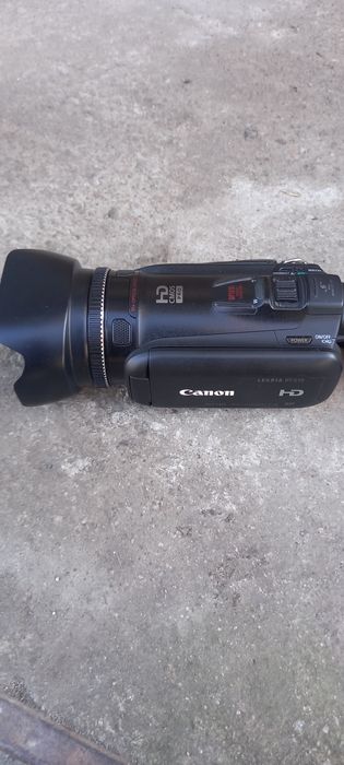 Видеокамера CANON LEGRIA hf 10