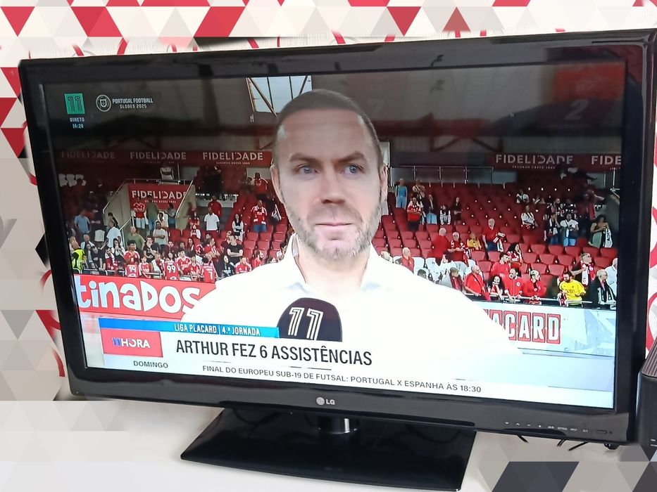 Televisão LG 42" - Imagem com degradê de cor