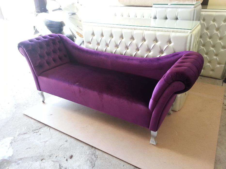 Sofa dupla costa capitonê