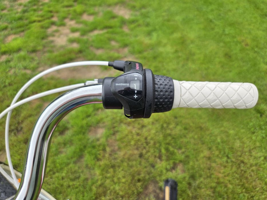 Rower dziecięcy Milano 24" Różowo-Biały