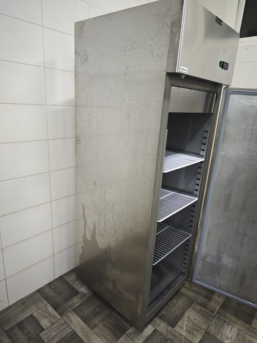 Холодильна шафа 700л Bartscher Німеччина