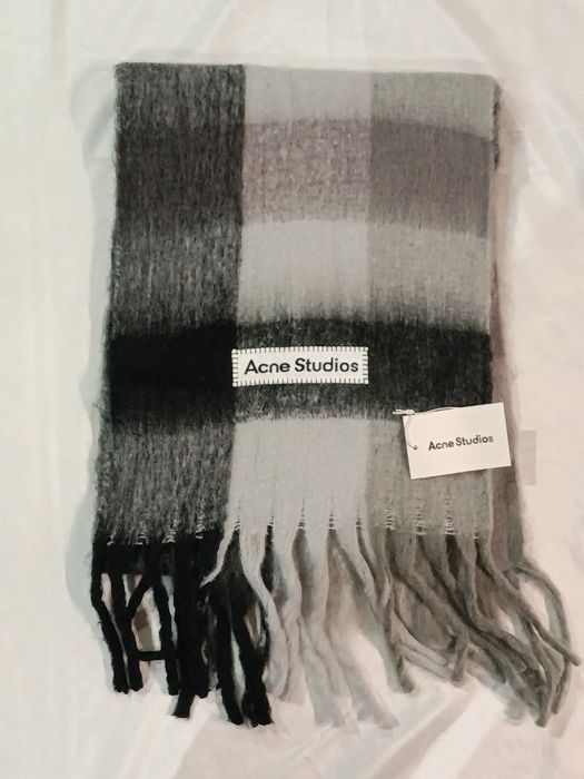 Шарф Acne Studios