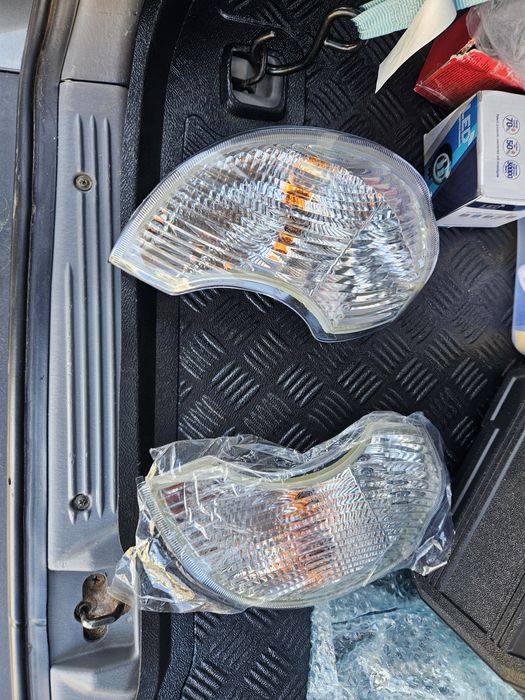 Kierunkowskazy hyundai terracan lewy i prawy