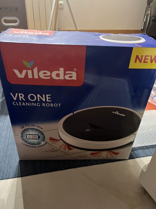 Impressora, TV e iRobot aspirador