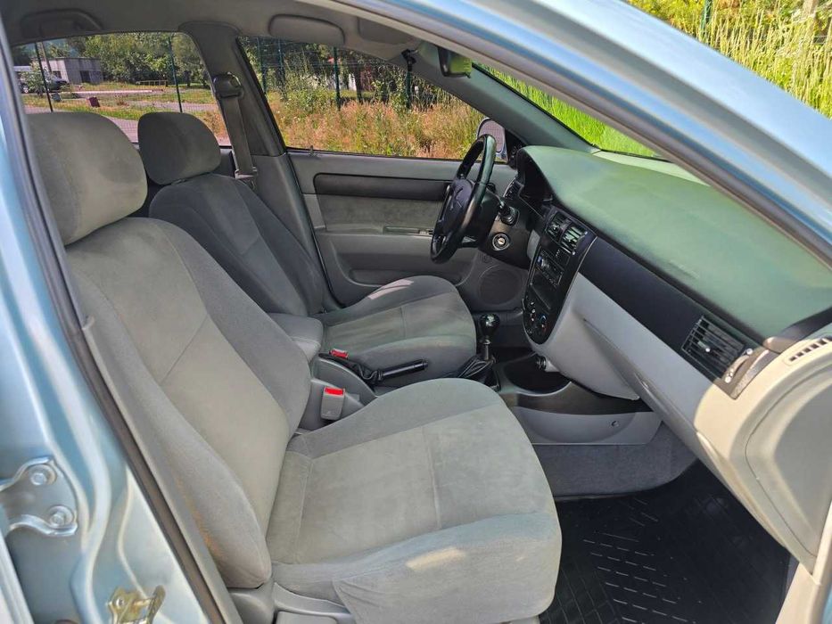 Продам  Chevrolet Lacetti 2012. Можна в розстрочку, під викуп.