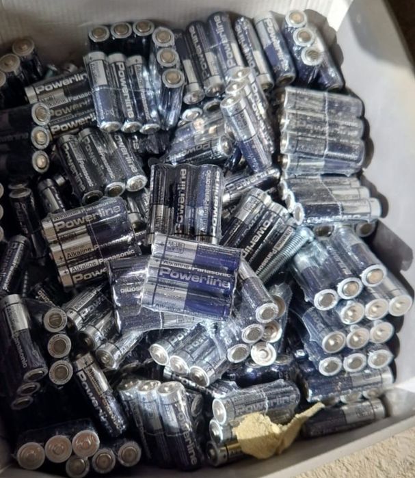 Pilhas AA marca power line e panasonic447290852299264000