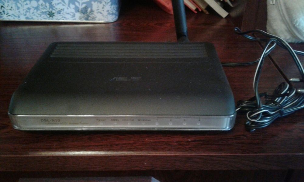 Модем ASUS DSL N10