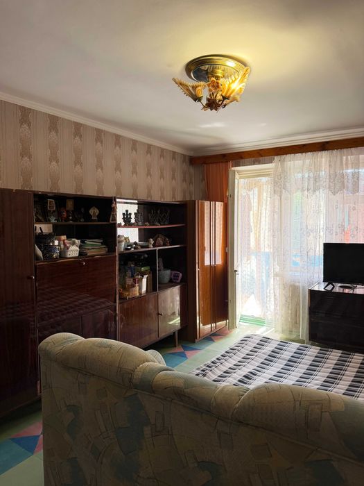 ПРОДАЖ 2-кімнатної квартири | 44 КВАРТАЛ | 2 поверх